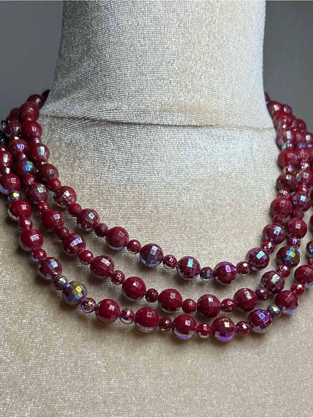 Premier Designs long Faceted Bead Necklace